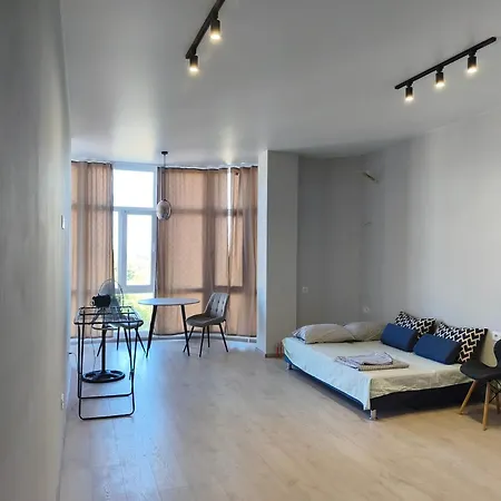 Apartment к морю без ступенек золотой берег